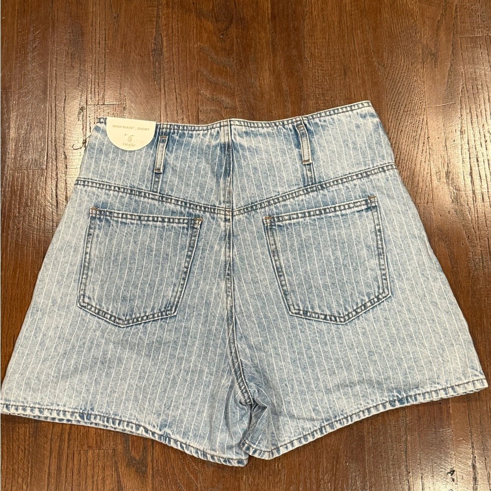 Oraije Paris Blue Striped High Waist Denim Shorts with Raw Hem - Picture 4 of 8